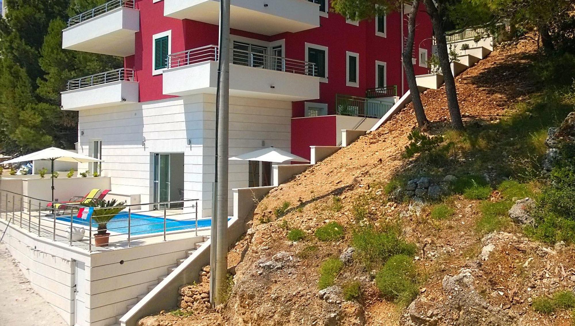 Villasanta De Luxe With Pool *